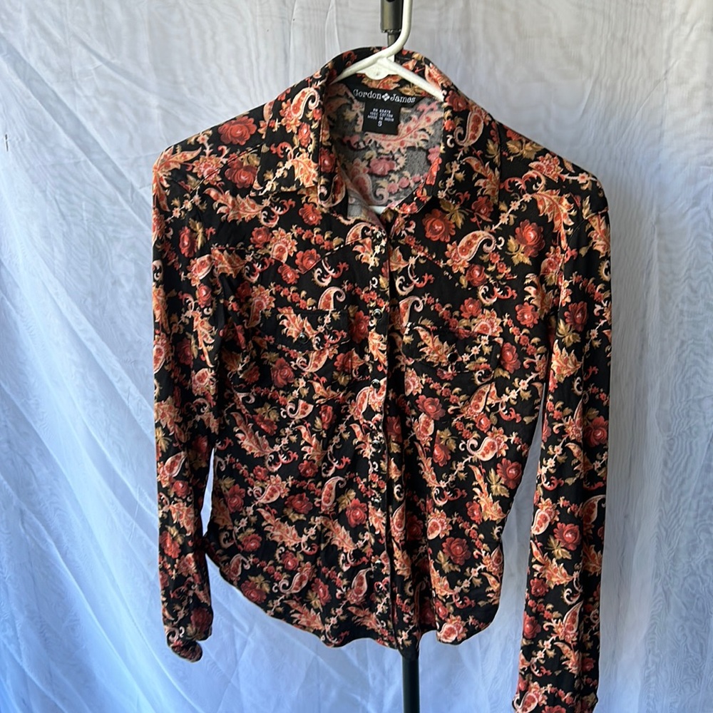 Women’s Paisley Long Sleeve Top